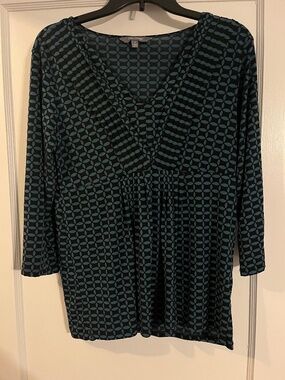 Daisy Fuentes size L blouse